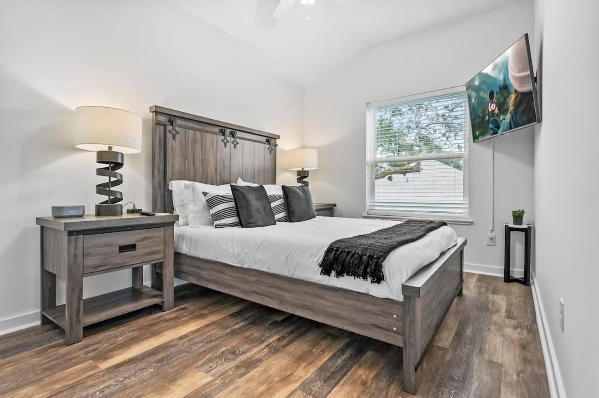 Downtown St Aug Home By Fountain Of Youth Pool Spa By Beach Add Golf Cart St. Augustine Eksteriør bilde